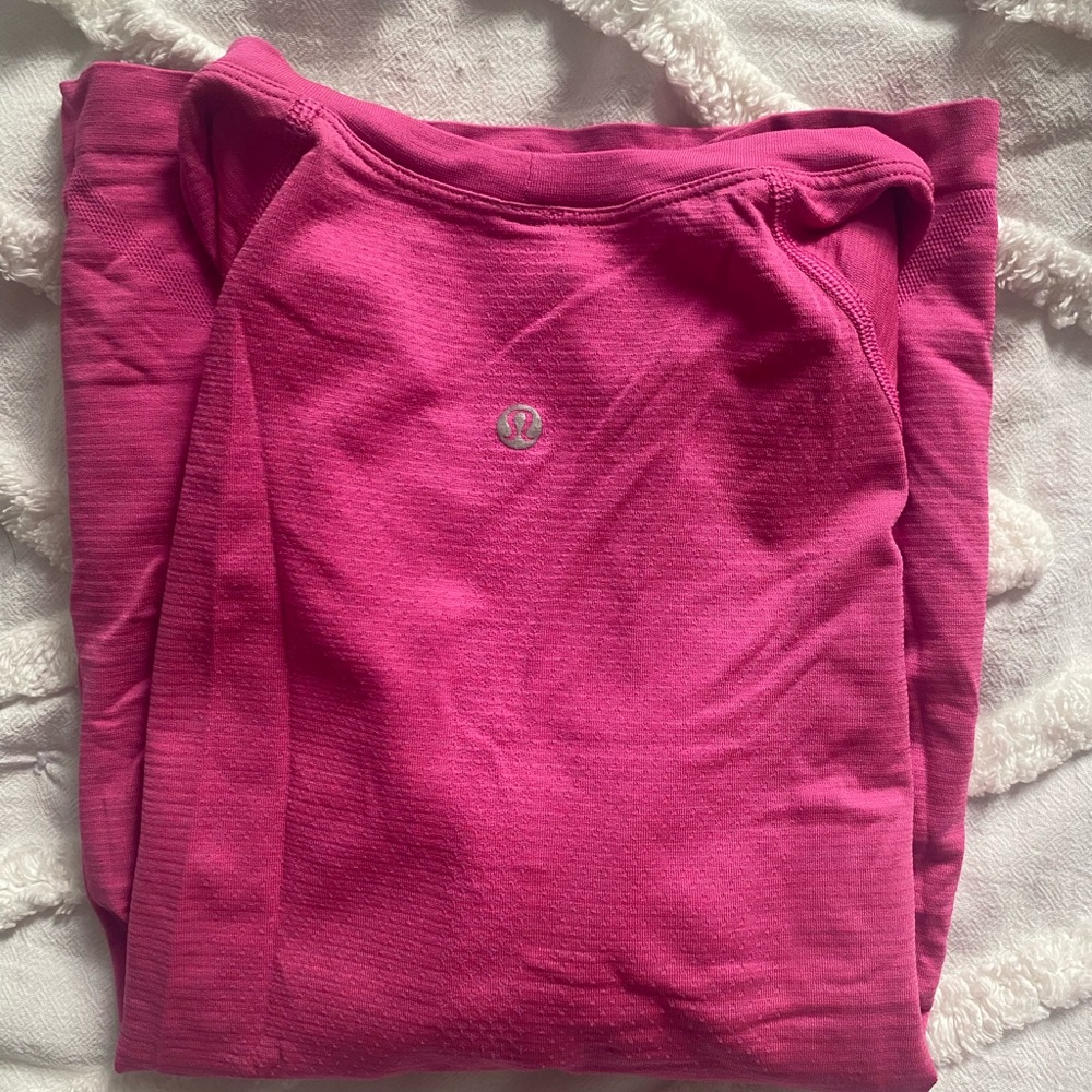 Lululemon sonic pink swiftly tech shirt